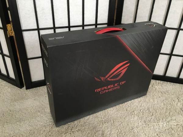 ASUS ROG Strix Hero Edition 15.6 i5-8300H 8Gb RAM 1TB + 128GB SSD Gaming Laptop