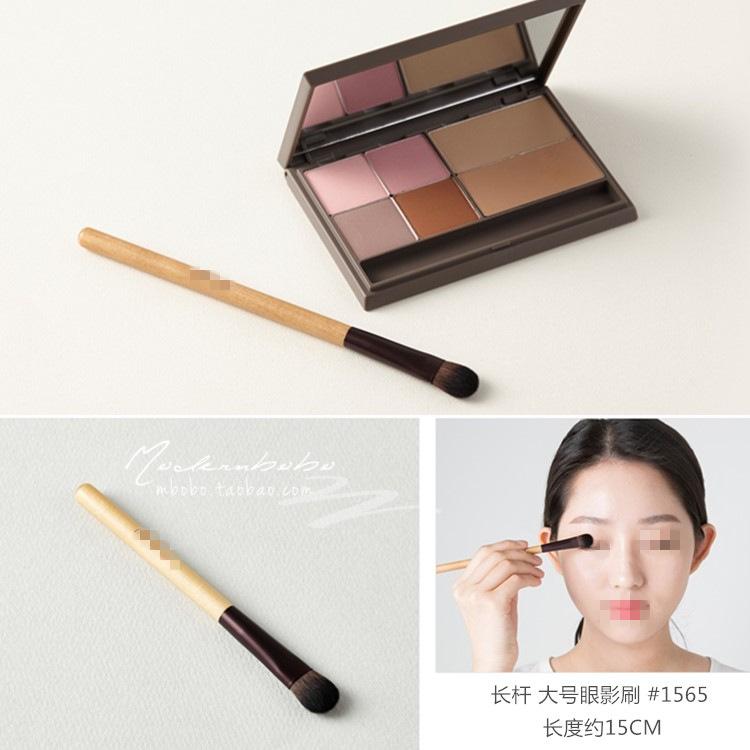 สาธารณรัฐเกาหลี Innisfree เสาไม้การแต่งหน้าแปรงทาอายแชโดว์ไซส์กลางสองหัว眼影扫แปรงปัดแป้งแปรงแปรงแต่งคิ้วเครื่องมือ