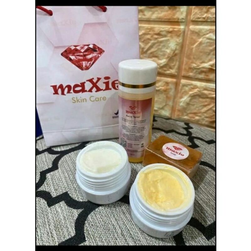 MAXIE SKINCARE ASLI ORIGINAL 100 Lazada Indonesia