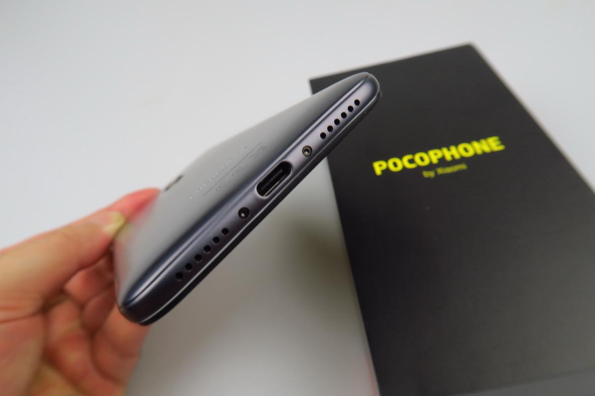 Xiaomi Pocophone F1(6GB+64GB / 6GB+128) Singapore Warranty Set