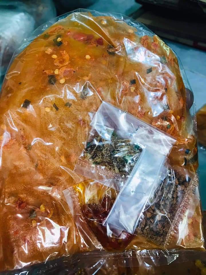 Bánh tráng dẻo tôm sate