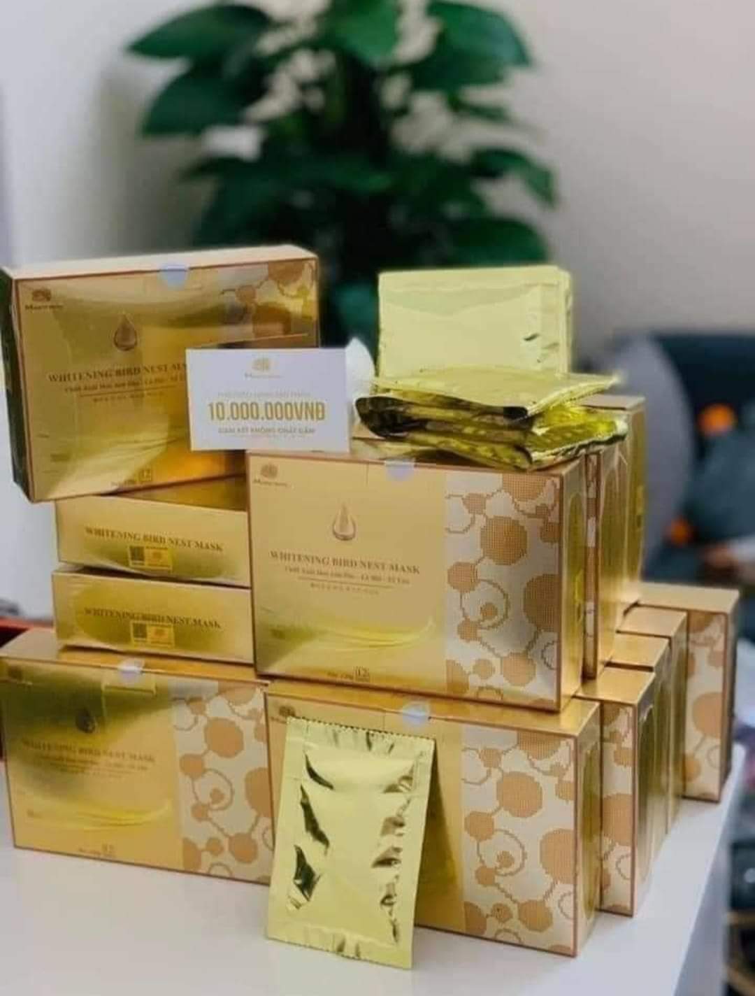 Mặt nạ ủ yến cấy trắng