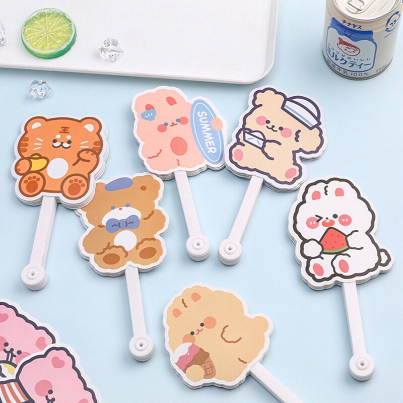 Quạt mini gấp gọn cute