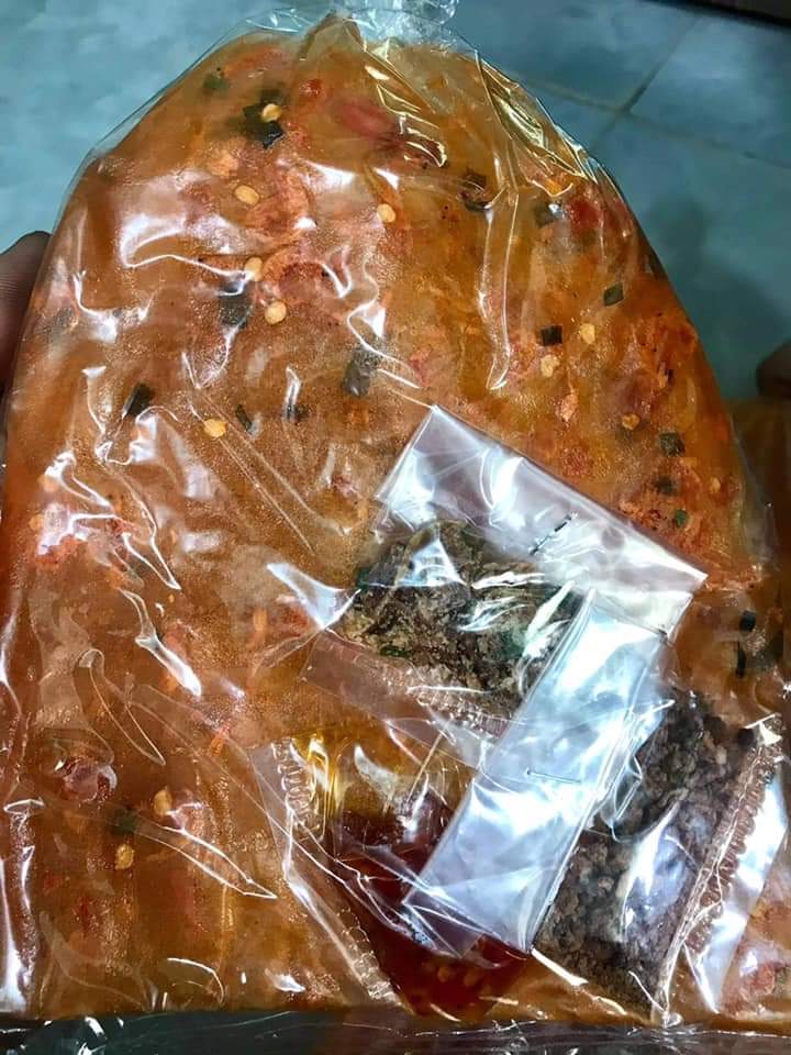 Bánh tráng dẻo tôm sate