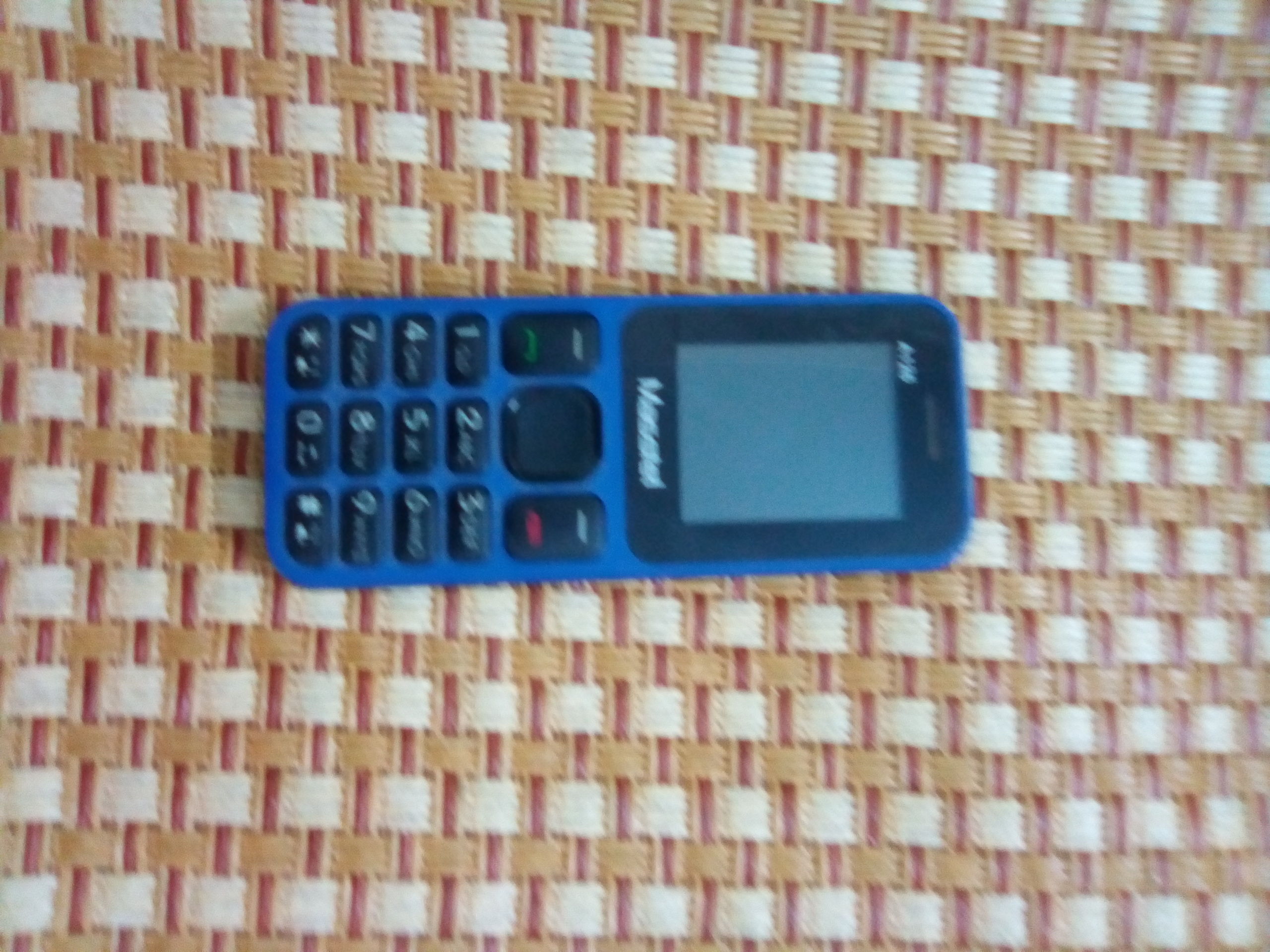 Điện thoại đi động masstel A126