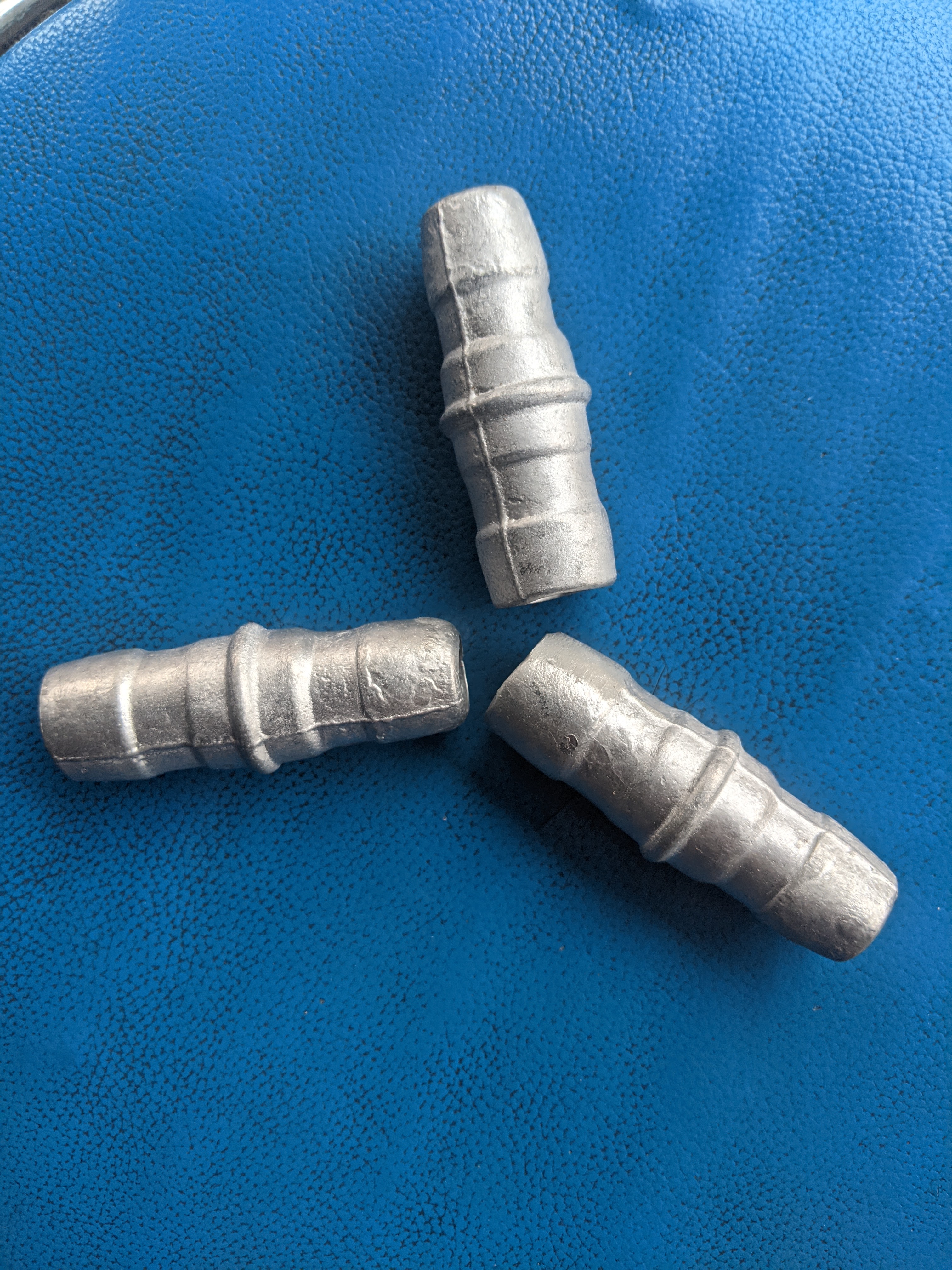 Sâu nhôm nối ống dẫn nước mềm phi 21