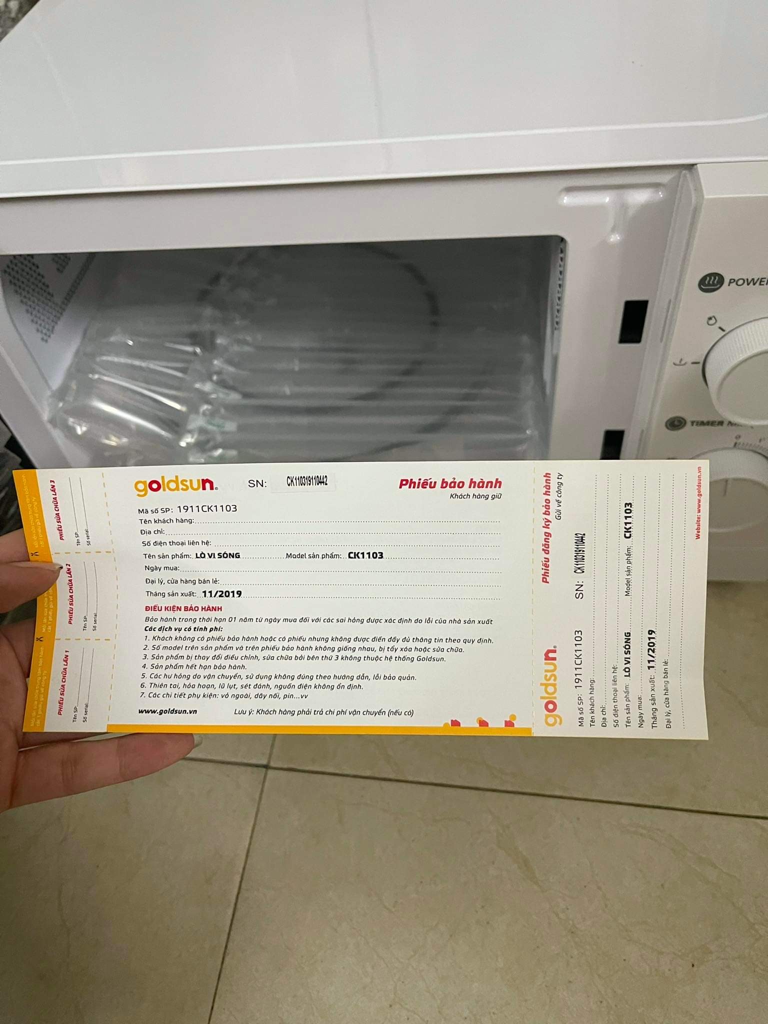 Lò vi sóng cơ GOLDSUN CK1103 20L