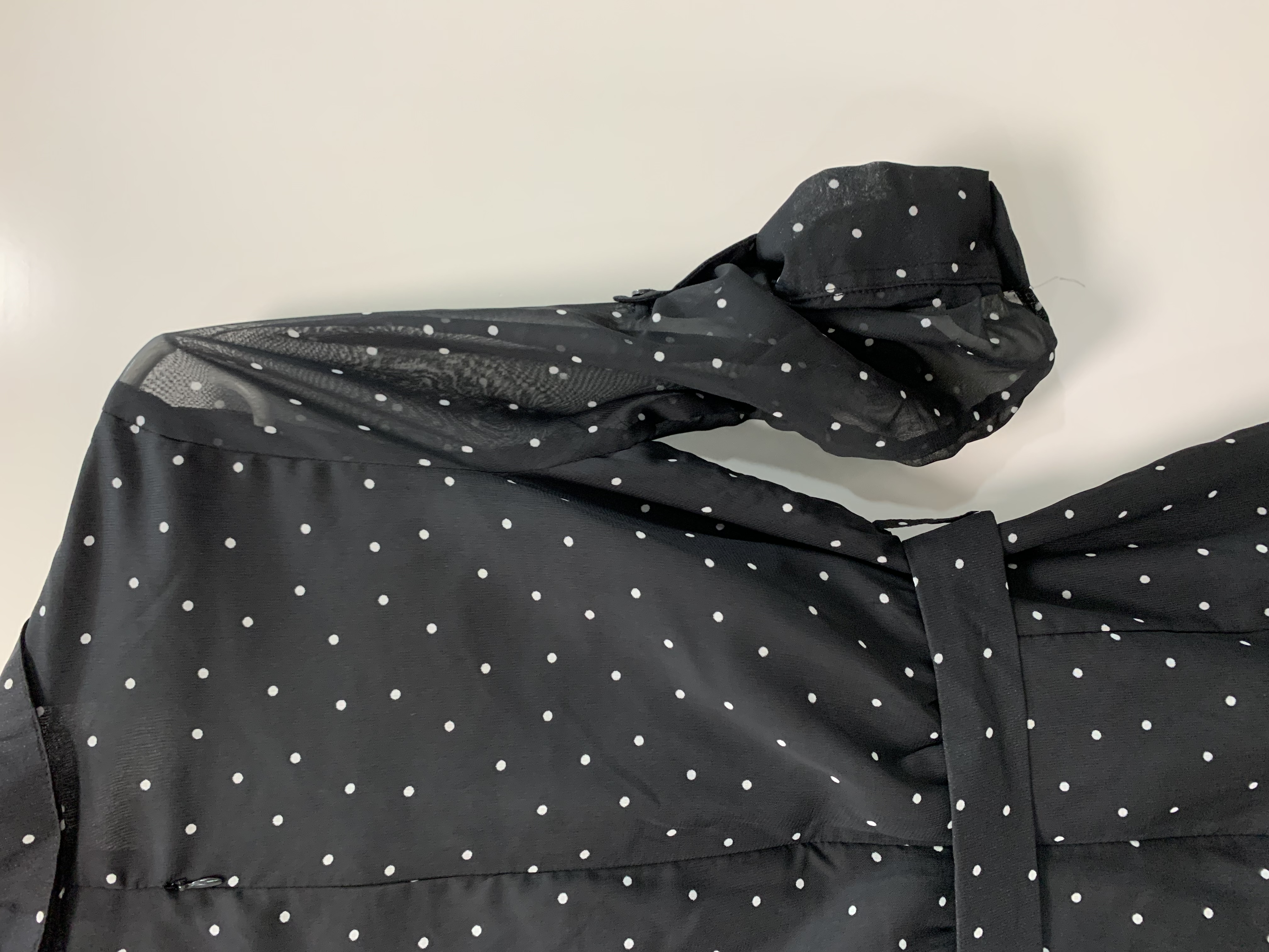 [Hàng CChat] Đầm đen chấm bi, size S