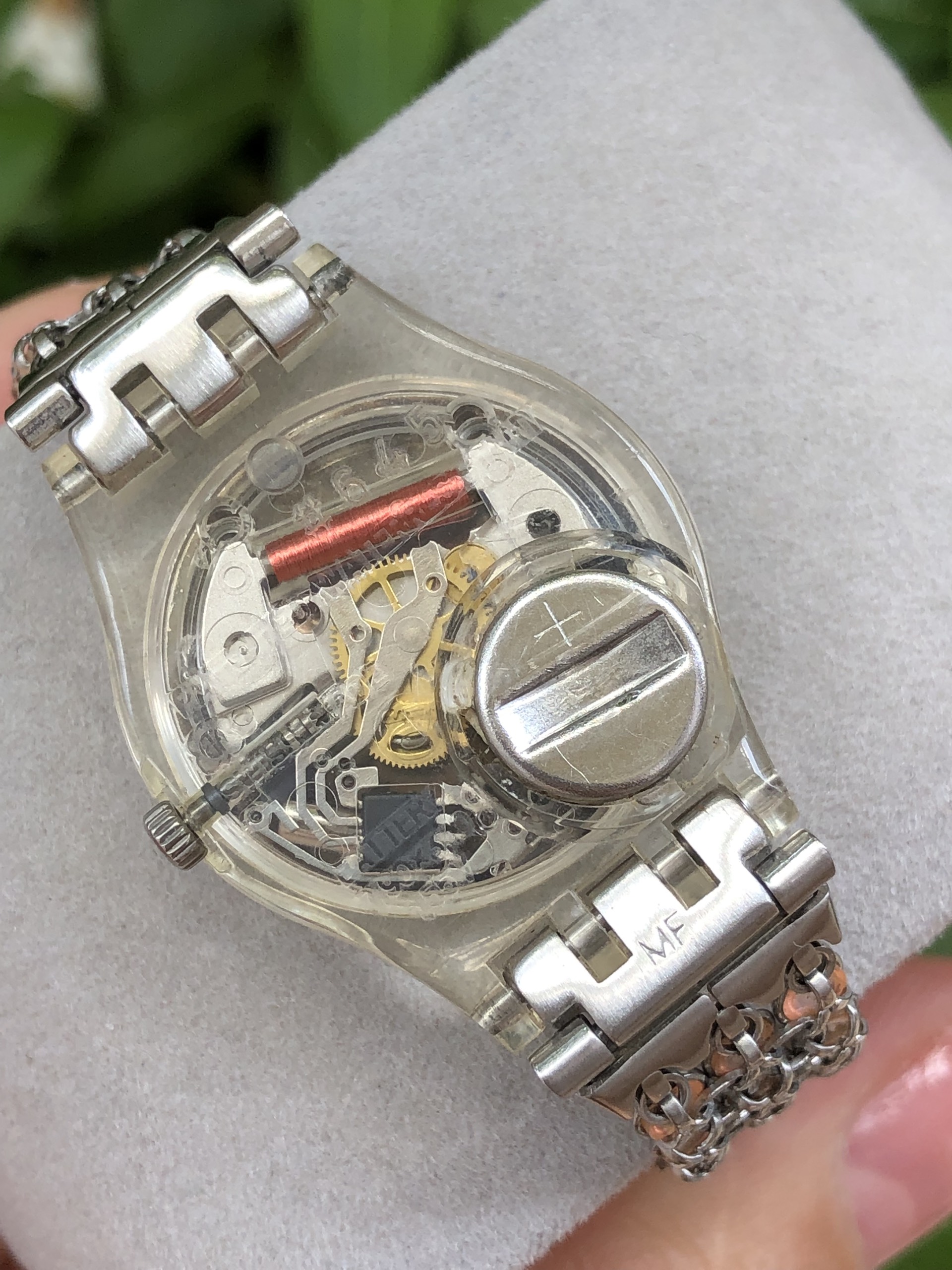 ĐỒNG HỒ NỮ SWATCH THUỴ SĨ