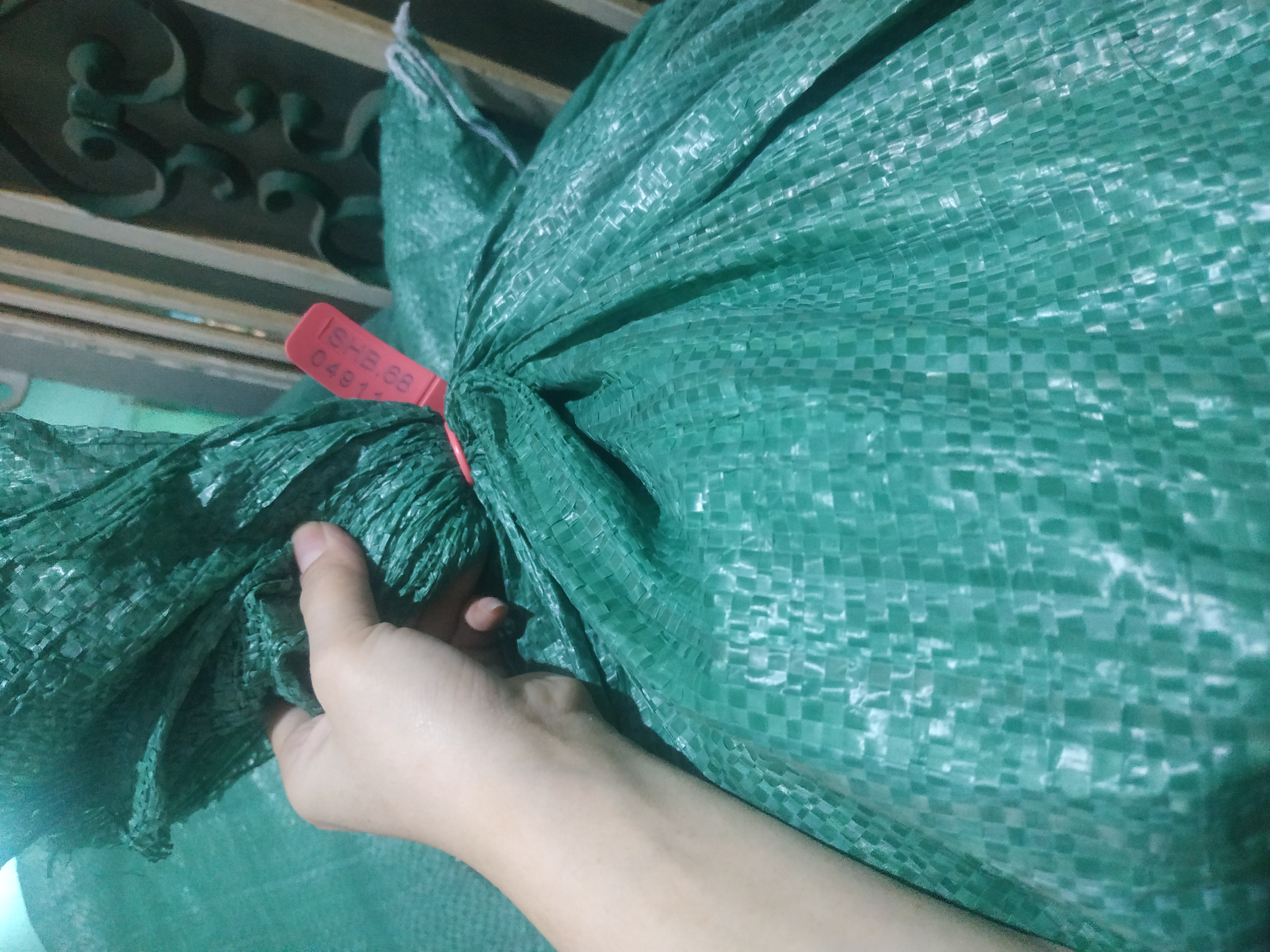 Kiện bom unbox siêu hời