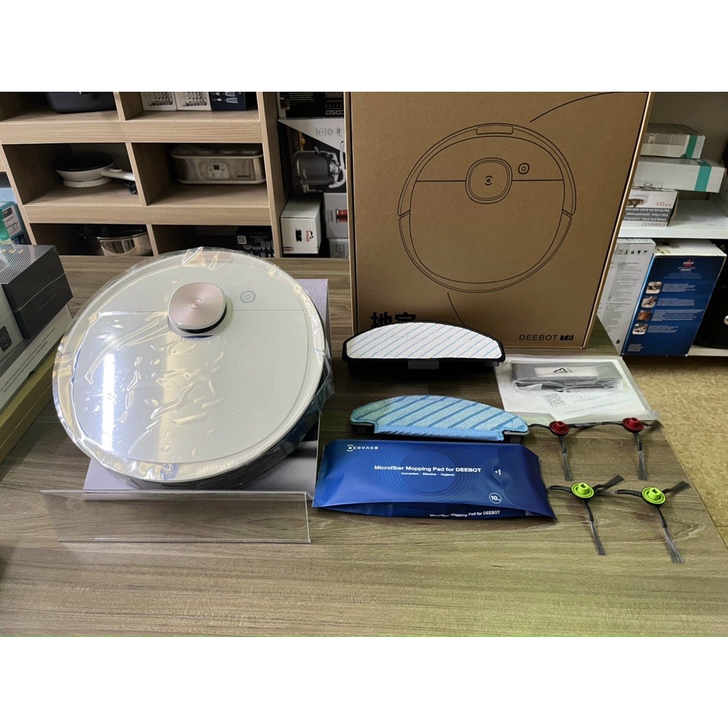 Robot hút bụi lau nhà Ecovacs Deebot T8 Max B