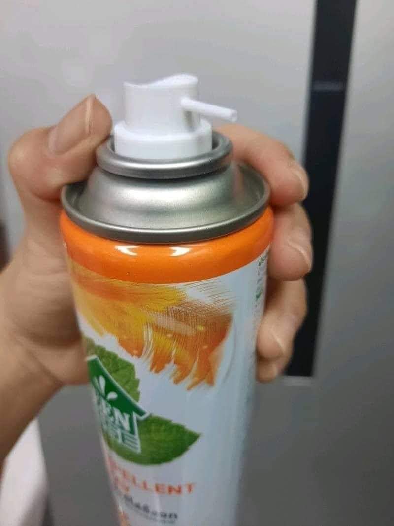 Xịt đuổi thằn lằn ( thạch sùng) Thái Lan
