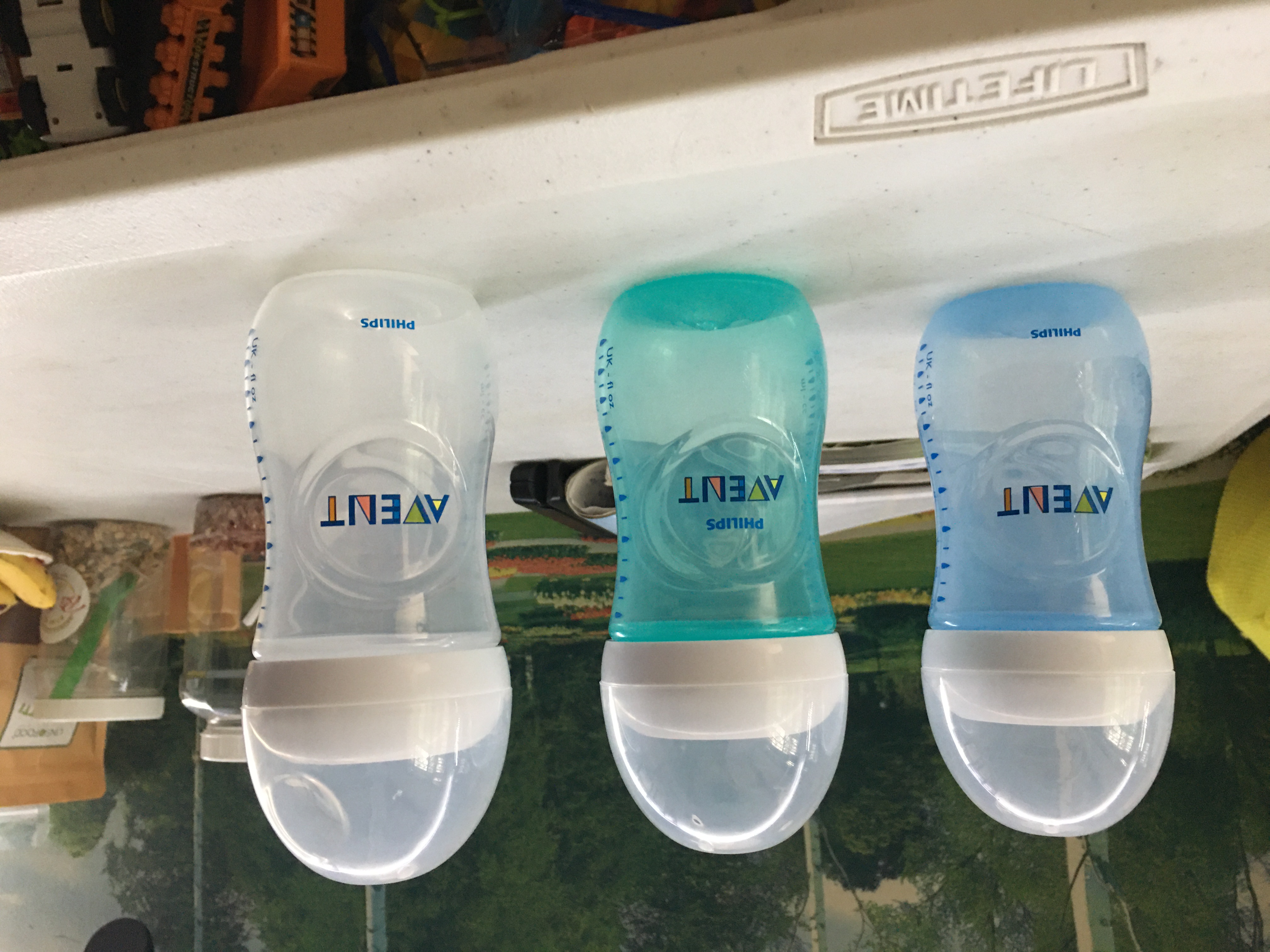 Bình sữa avent 260ml không núm