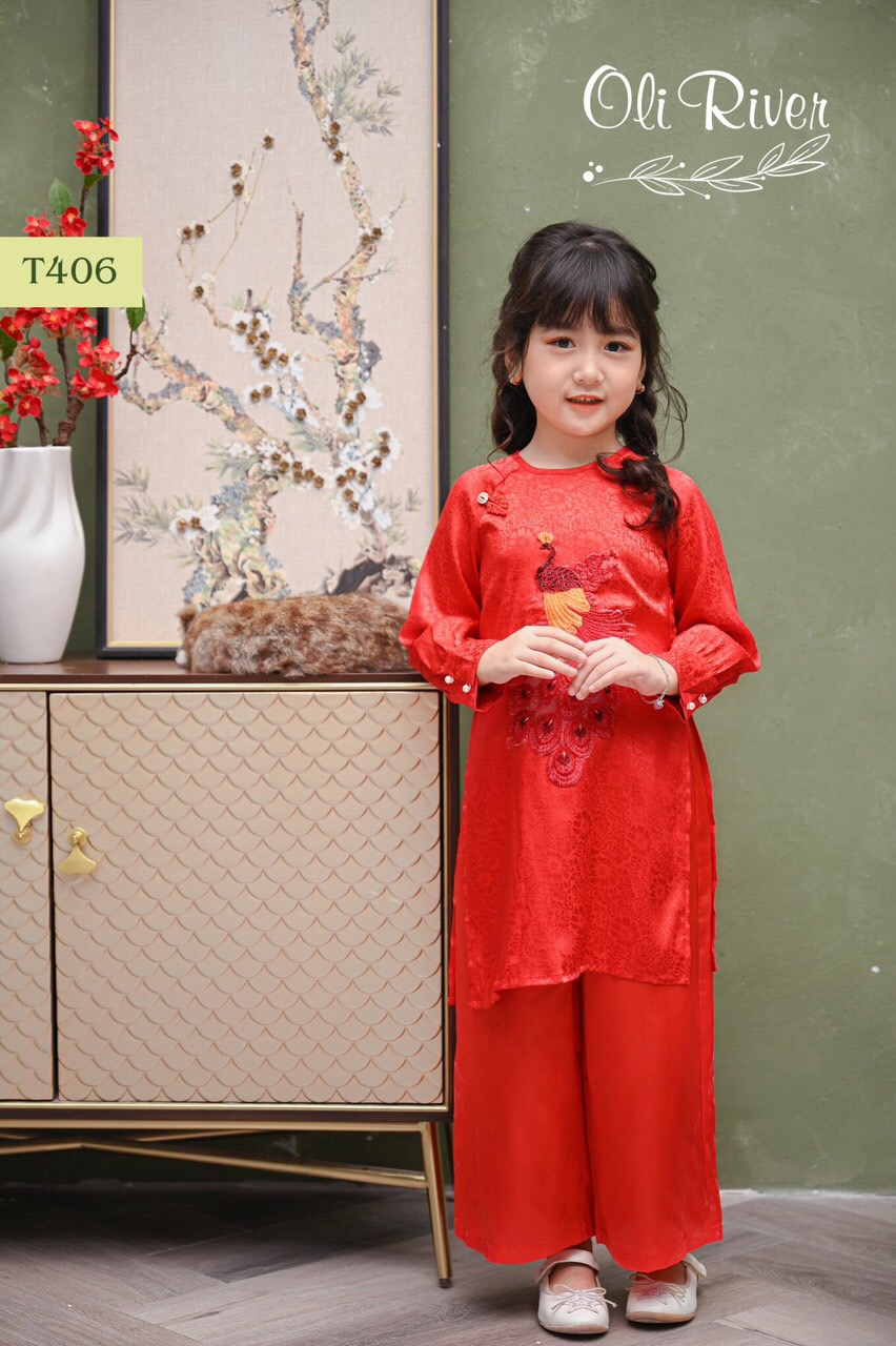 ÁO DÀI TRUYỀN THỐNG BÉ GÁI SẮC ĐỎ