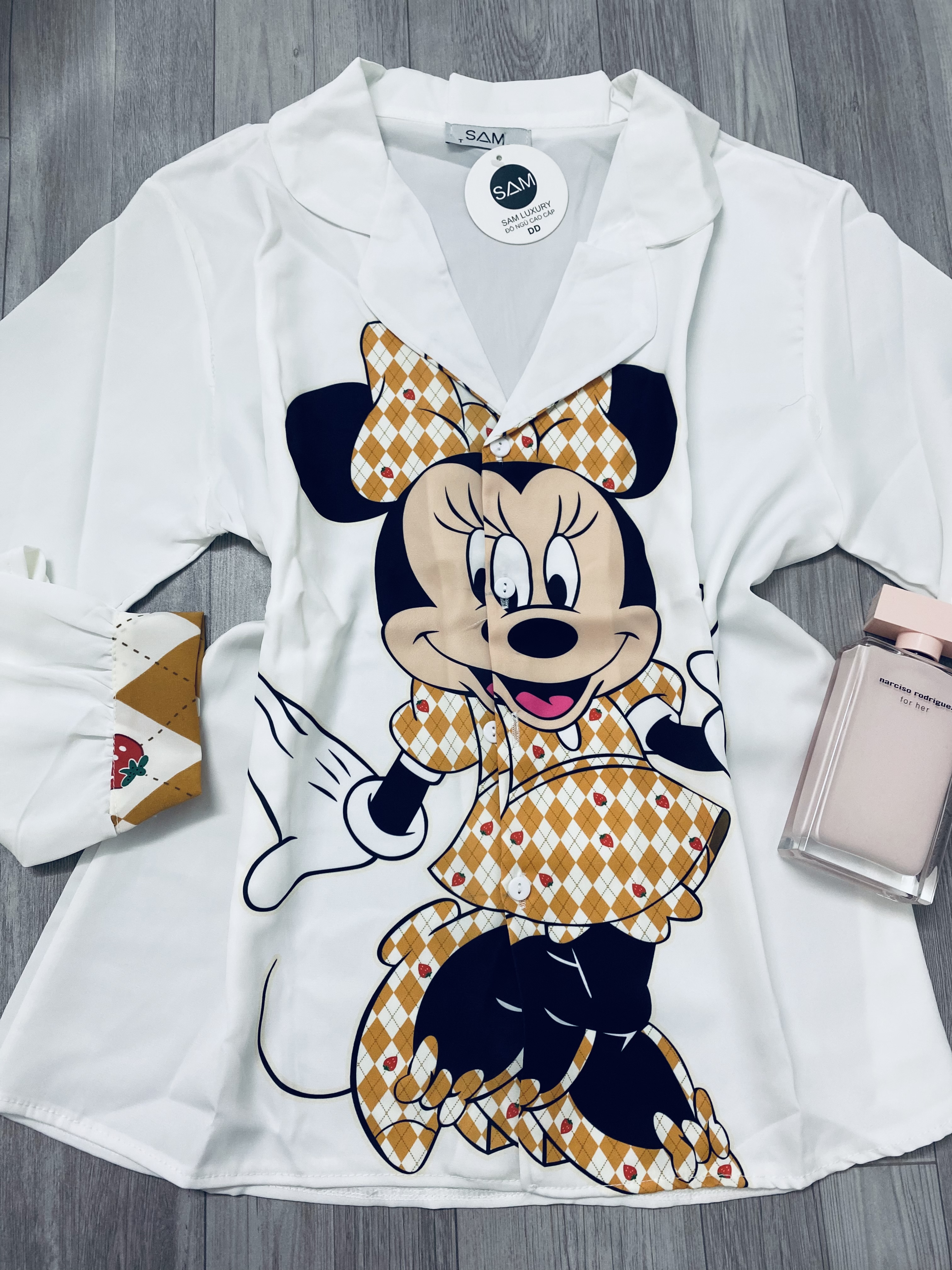 Bộ Pizama Lụa mango hoạ tiết hoạt hình Chuộc Mickey