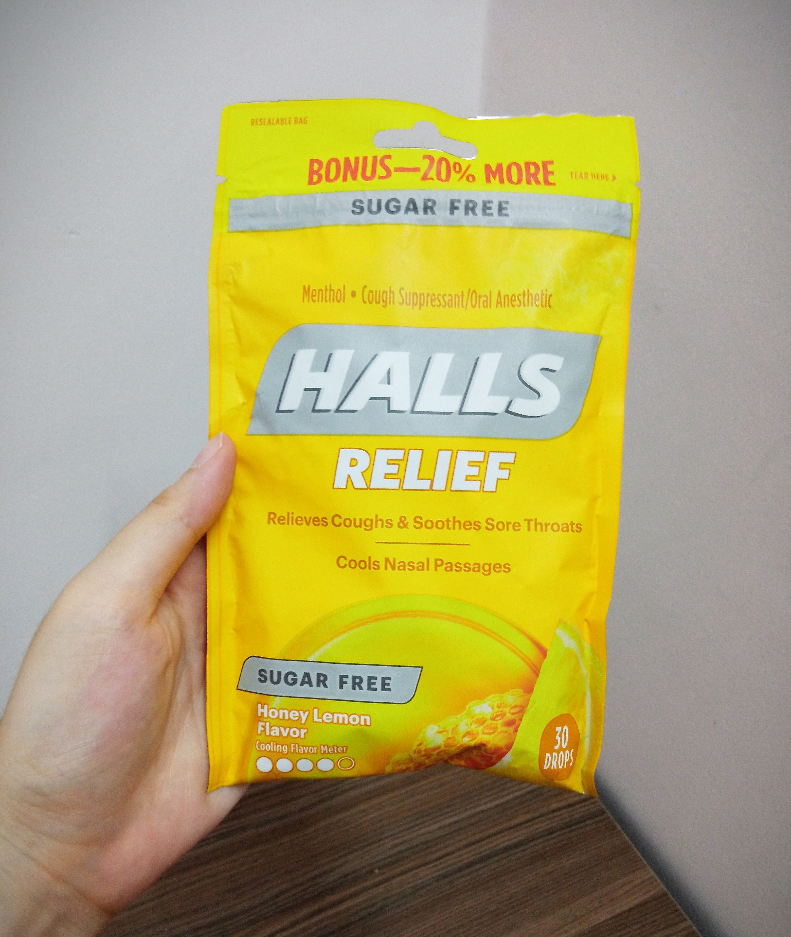 Halls - Kẹo ho đau họng