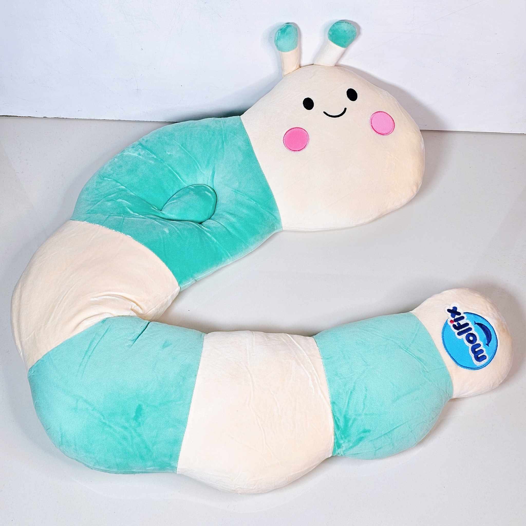 Gối chữ U chống bẹp đầu cho bé sơ sinh