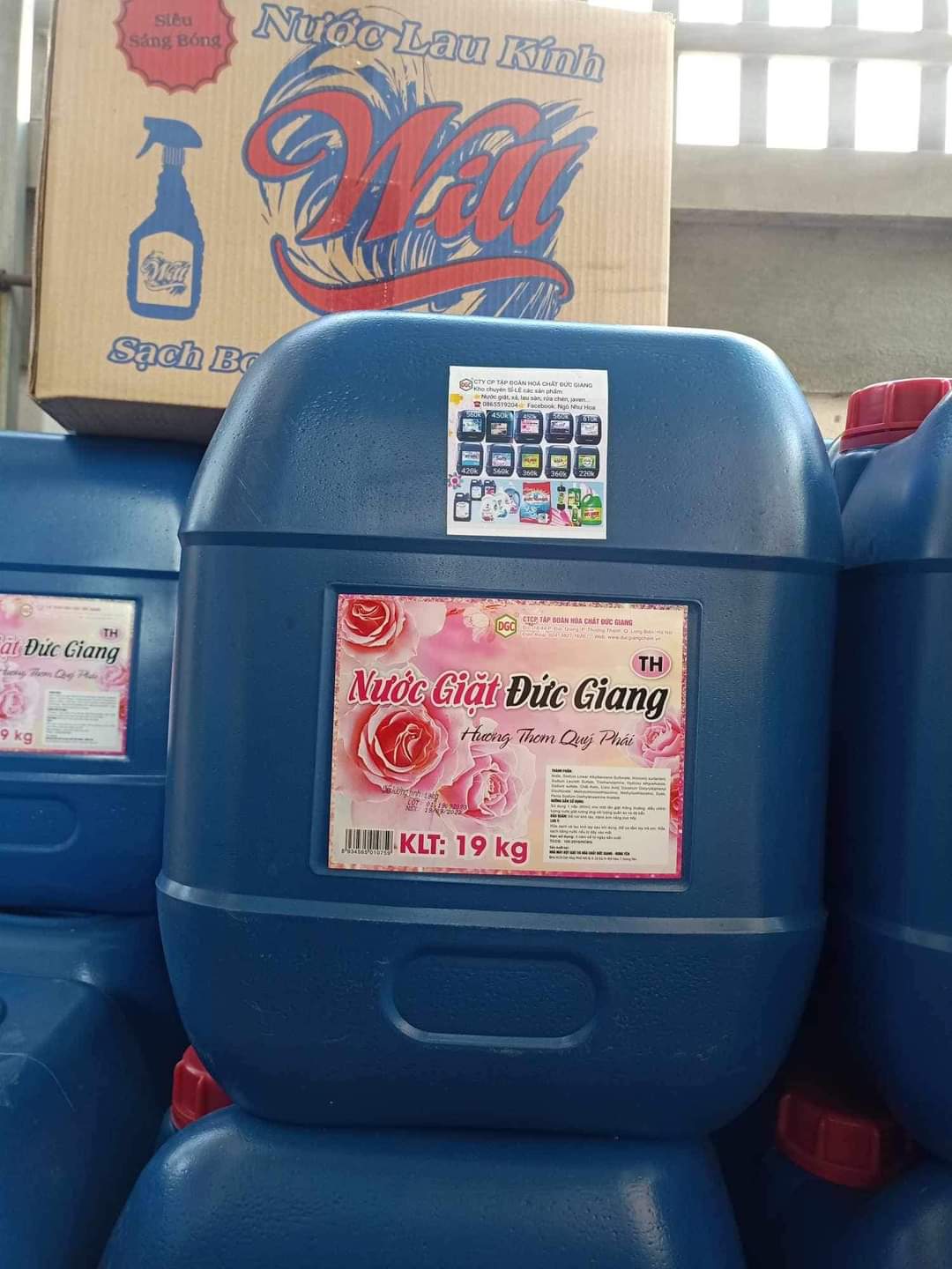 Nước giặt đức giang 19kg hoa hồng