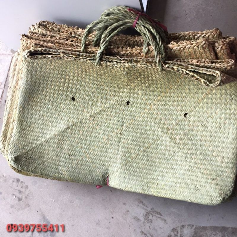Giỏ đệm gà