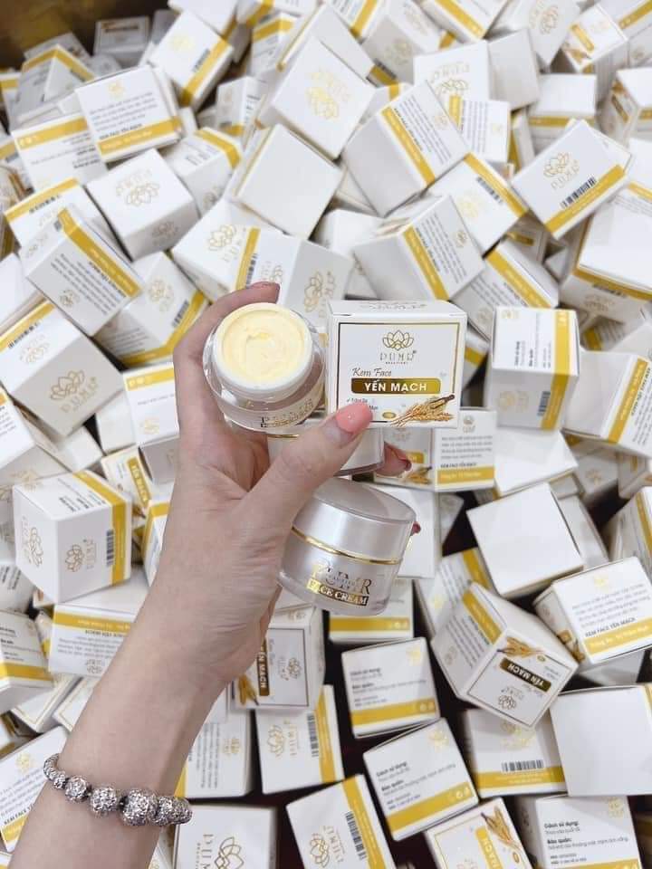 Kem face tối yến mạch purm