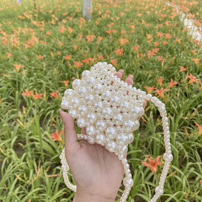 Túi mini ngọc trai điệu đà