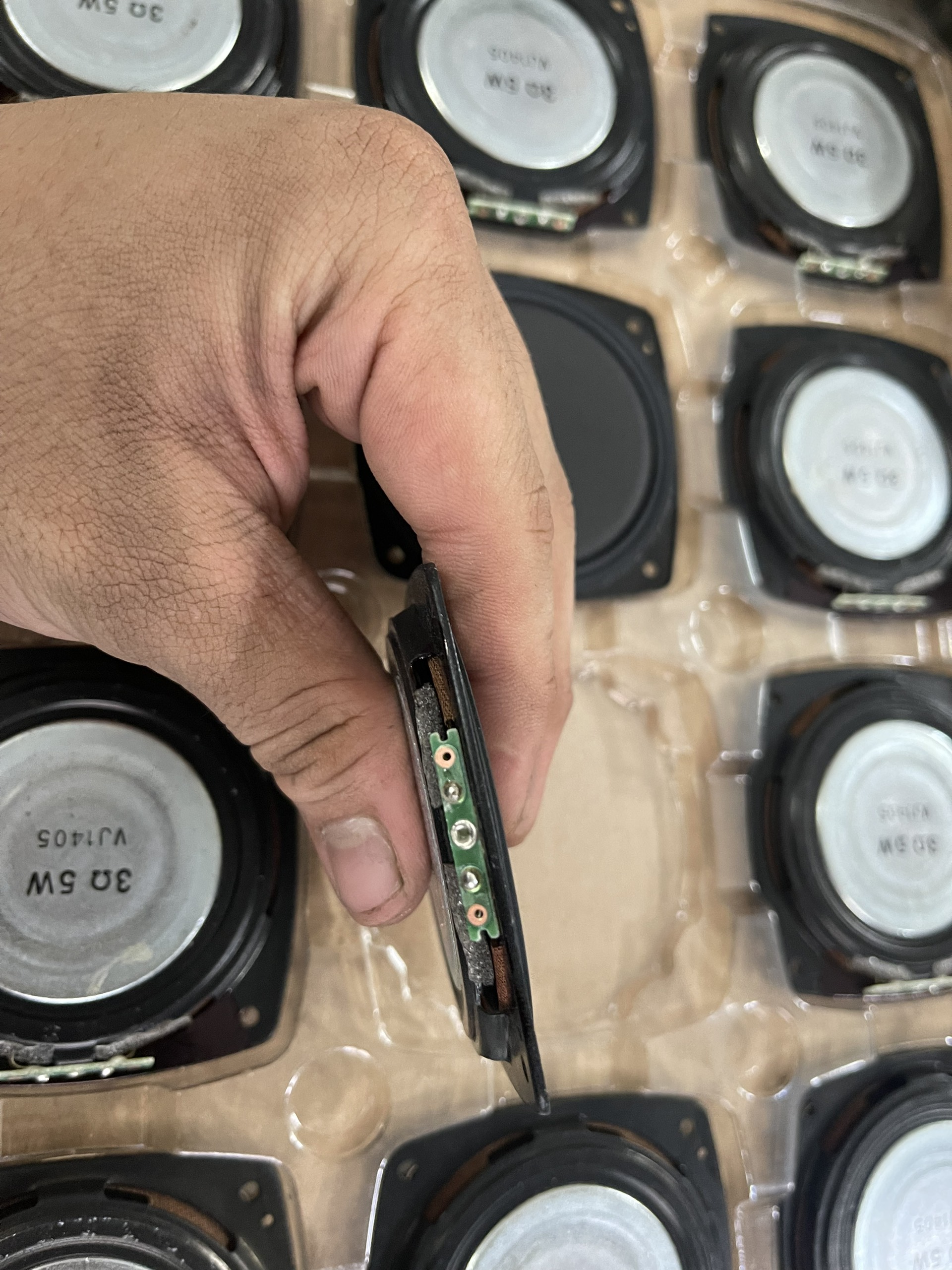 Loa 7cm cực mỏng 3 ohm 5W 100k 1 cặp 77k