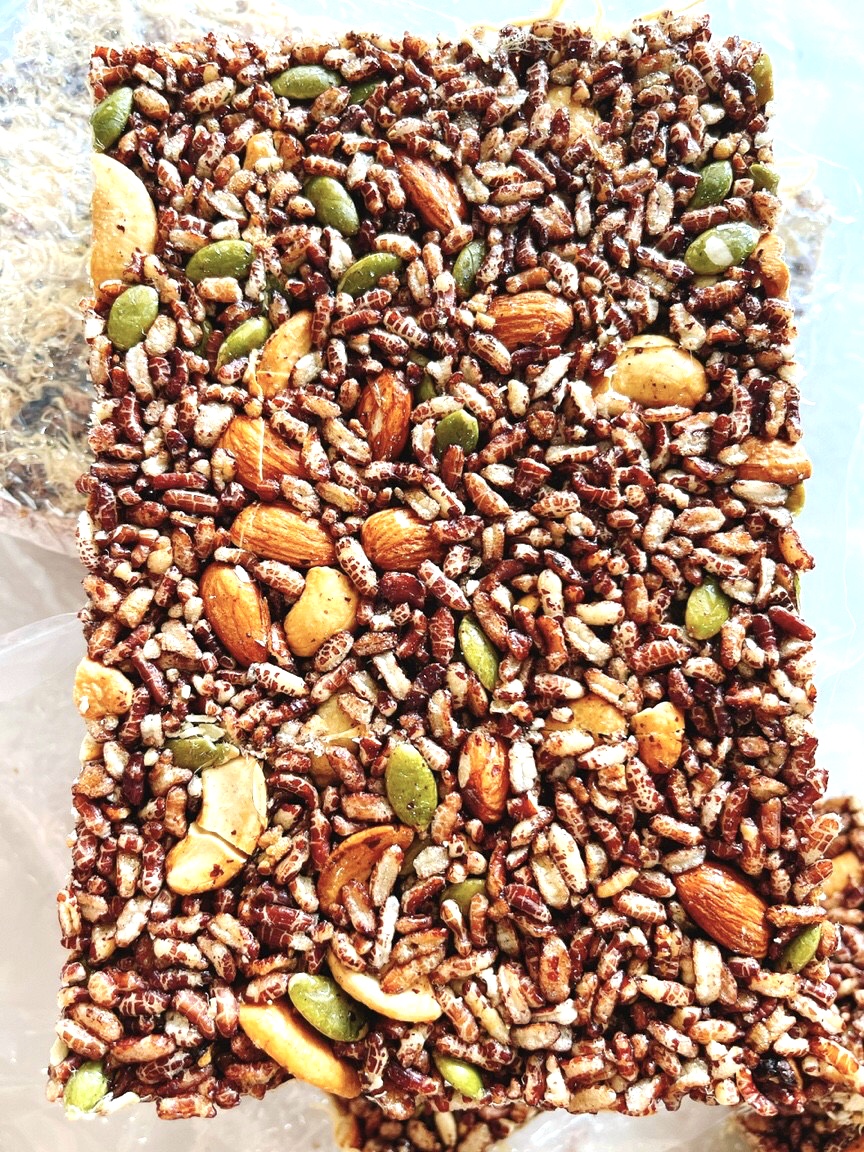 Thanh gạo lứt rong biển