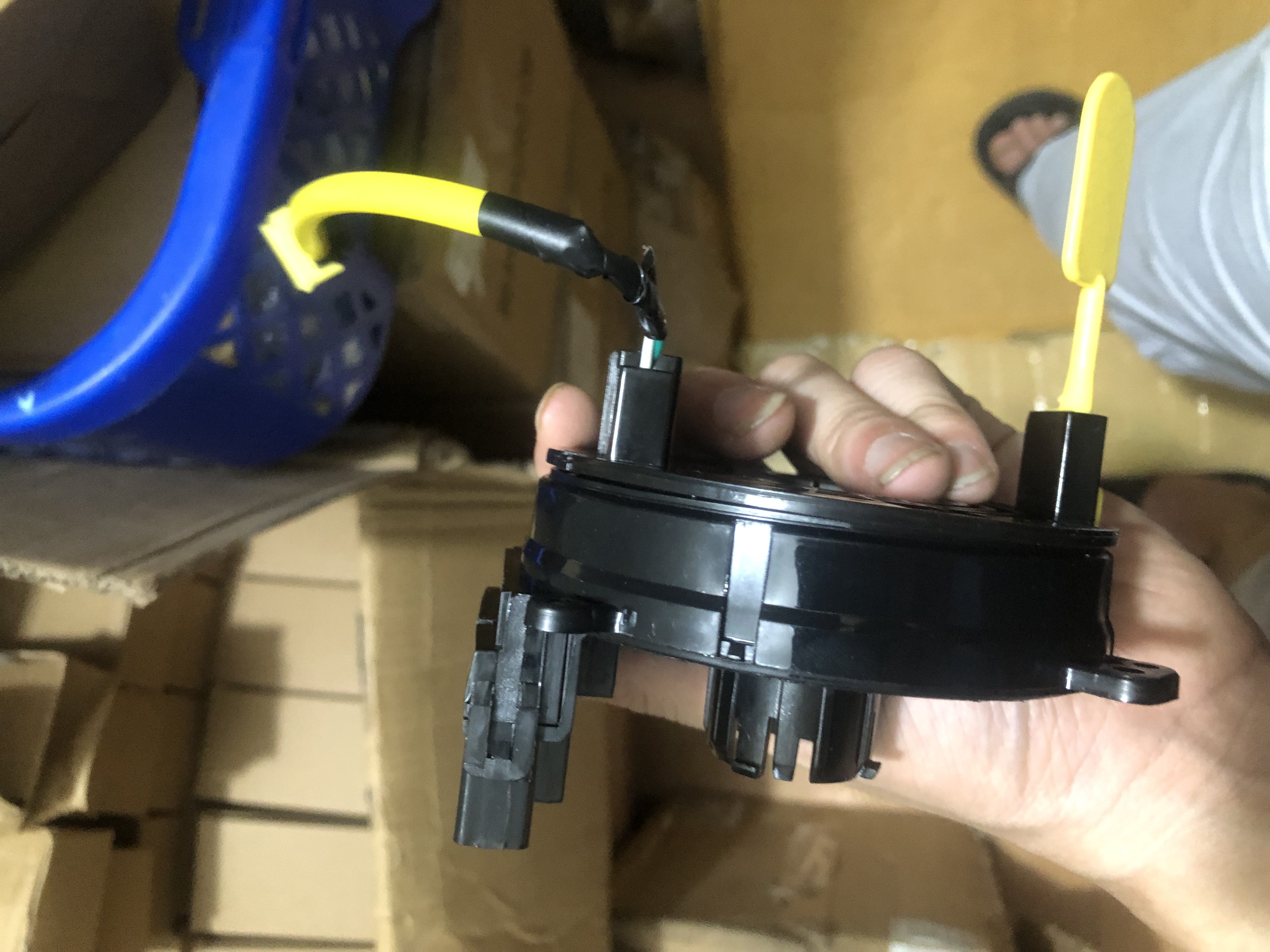 Cuộn cáp còi xe lacetti nhập cruze