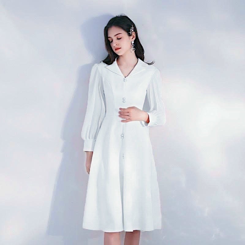 Đầm trắng nút ngọc tay voan