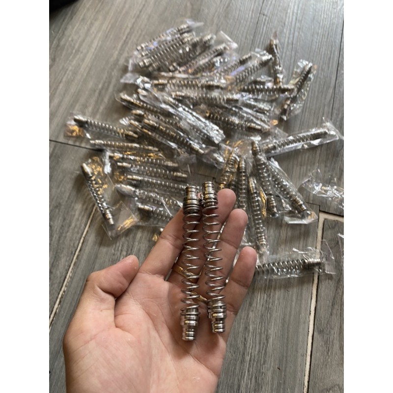 Lò xo inox 304 gắn đũa thắng mọi dòng xe