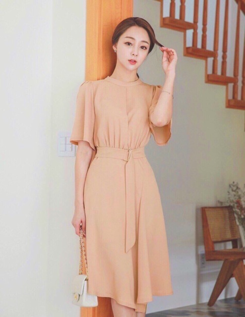[HCM]Đầm kem cổ trụ thắt eo (kèm hình thật)