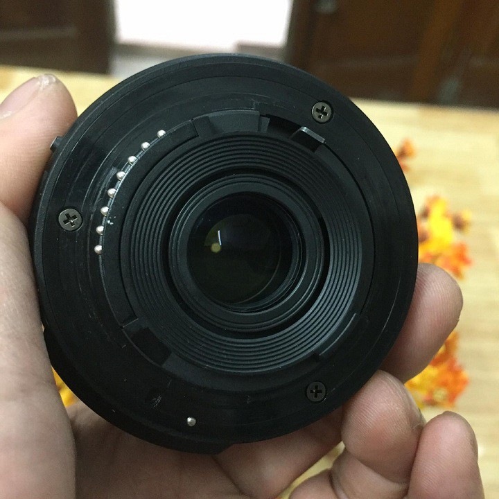 Ống kính nikon af-s 18-55 vr ii dùng cho máy nikon crop