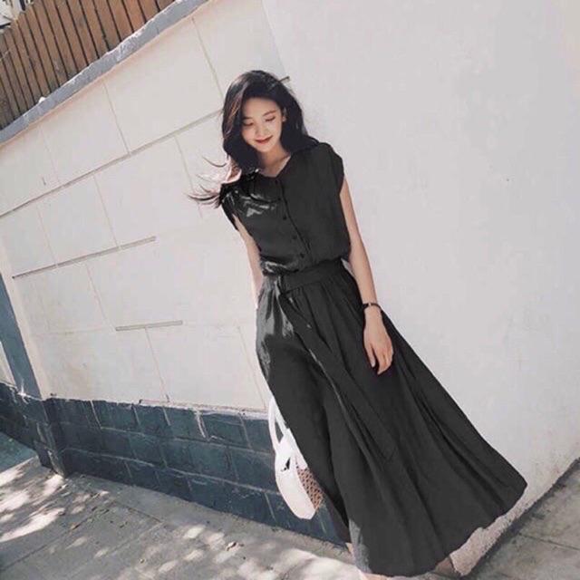 Đầm đen cổ trụ kèm belt