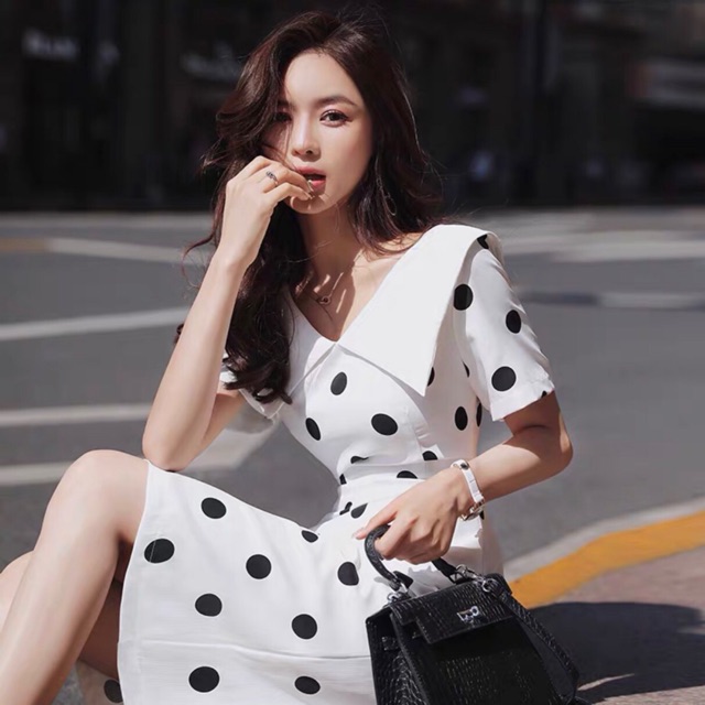 [HCM]Đầm bi đen cổ trắng (kèm hình thật)