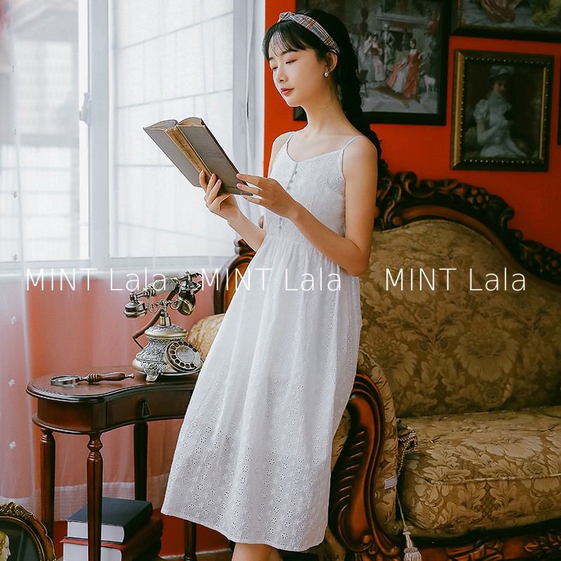 Đầm Trắng 2 Dây Dài Thêu Hoa Cao Cấp - Có Size