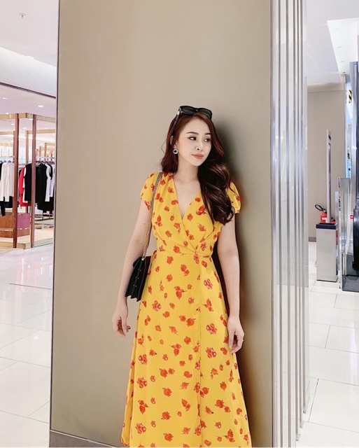 [HCM]Đầm vàng hoa đỏ xẻ tà (kèm hình thật)