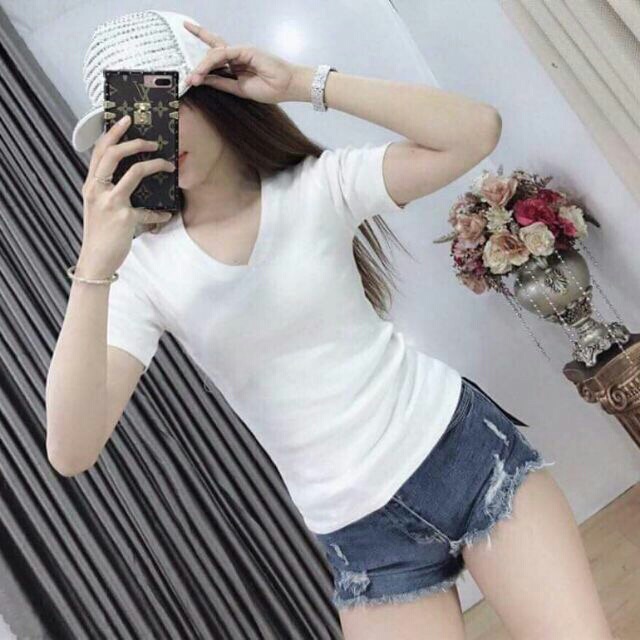 ÁO PHÔNG CỔ TIM FORM ÔM