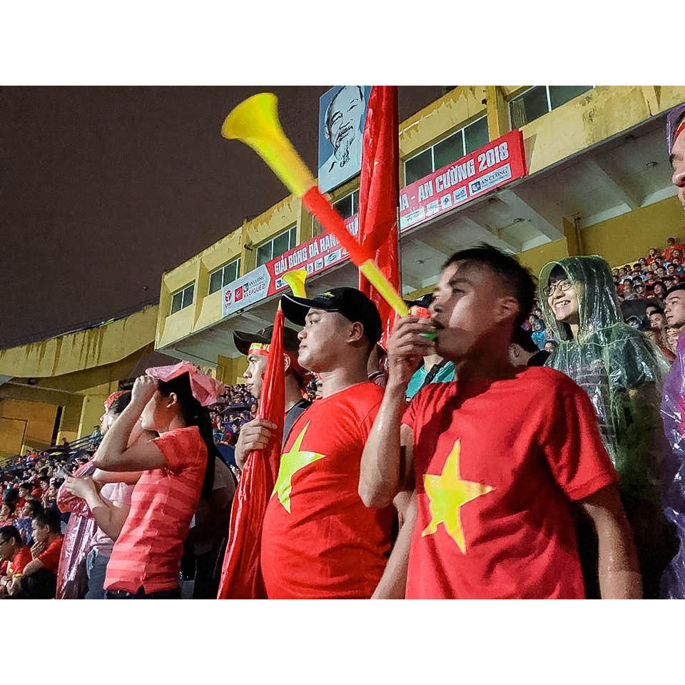 [7-11/12 VOUCHER 8%]Kèn Cổ Vũ Bóng Đá 3 khúc Giá Rẻ (vuvuzela)