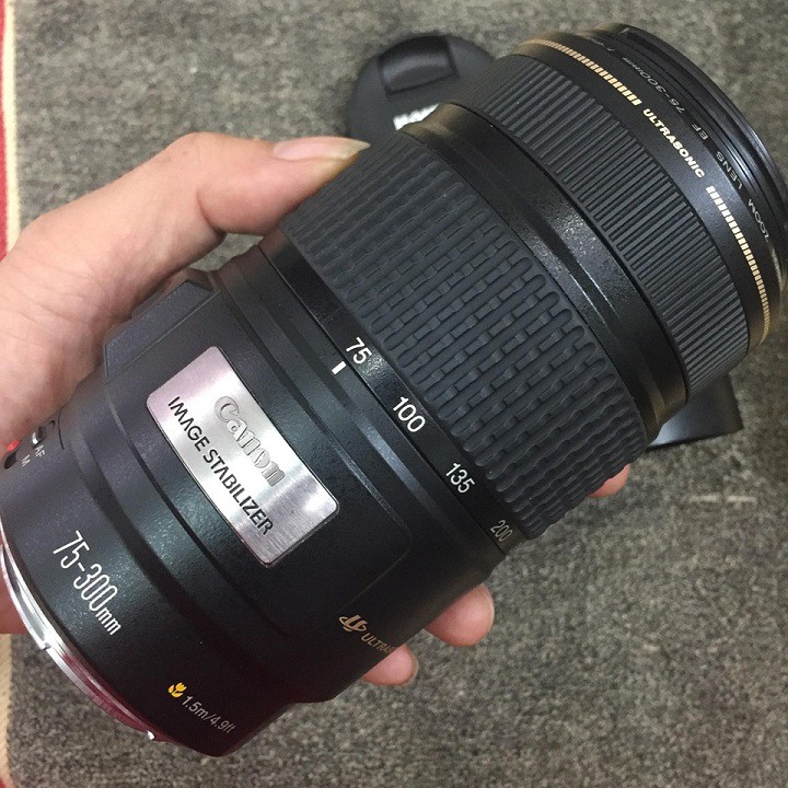 Ống kính máy ảnh Canon EF 75-300 mm f4-5.6 IS USM AF cho máy Crop và FF của Canon