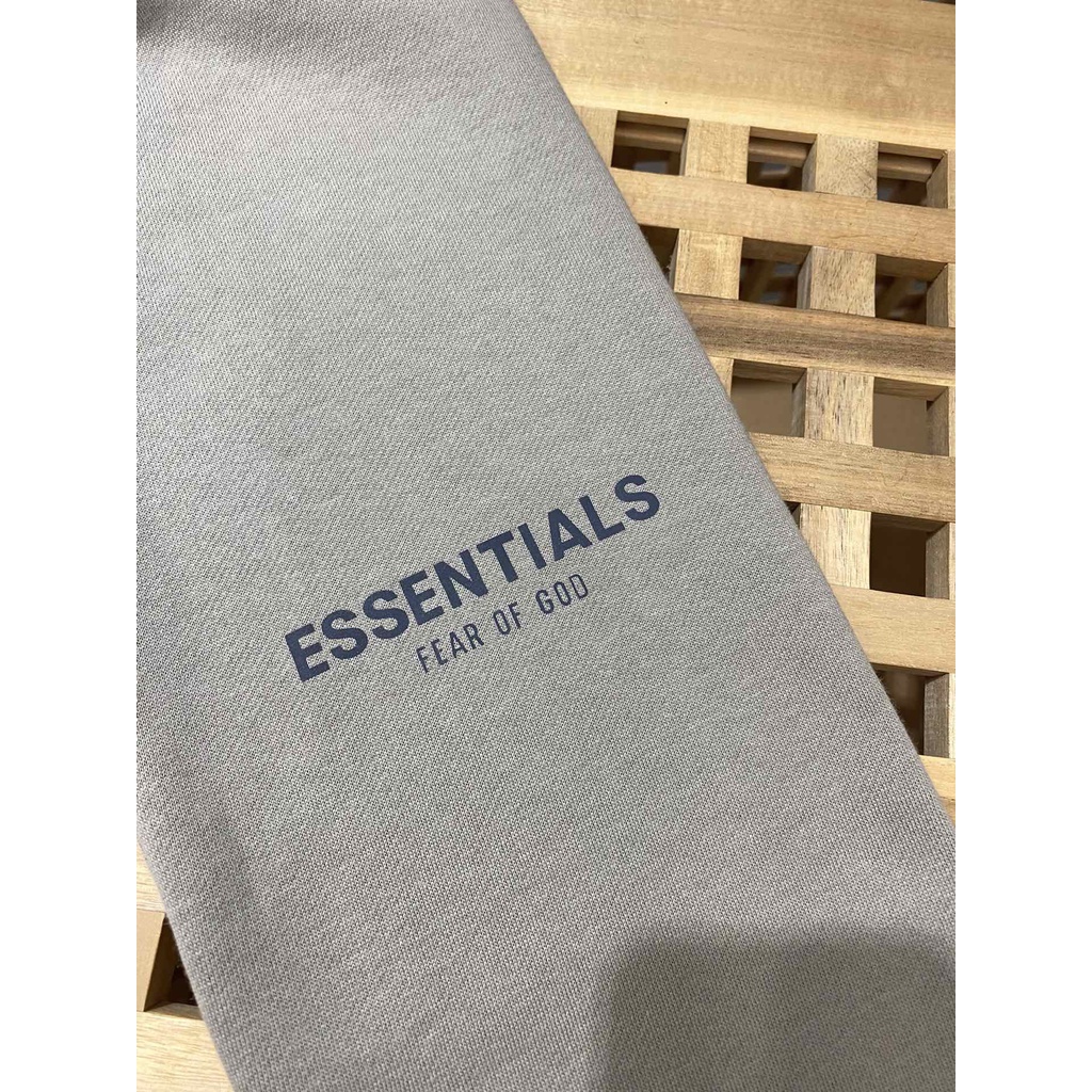 fear of god essentials moletom com capuz moss