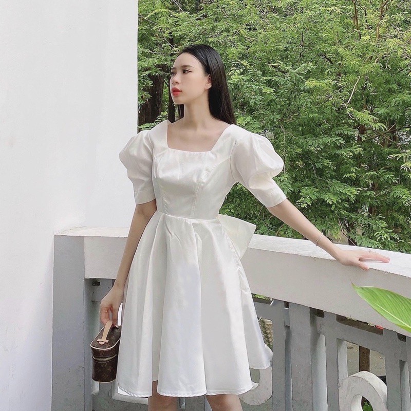 [HCM]Đầm trắng cổ vuông nơ sau (kèm hình thật)