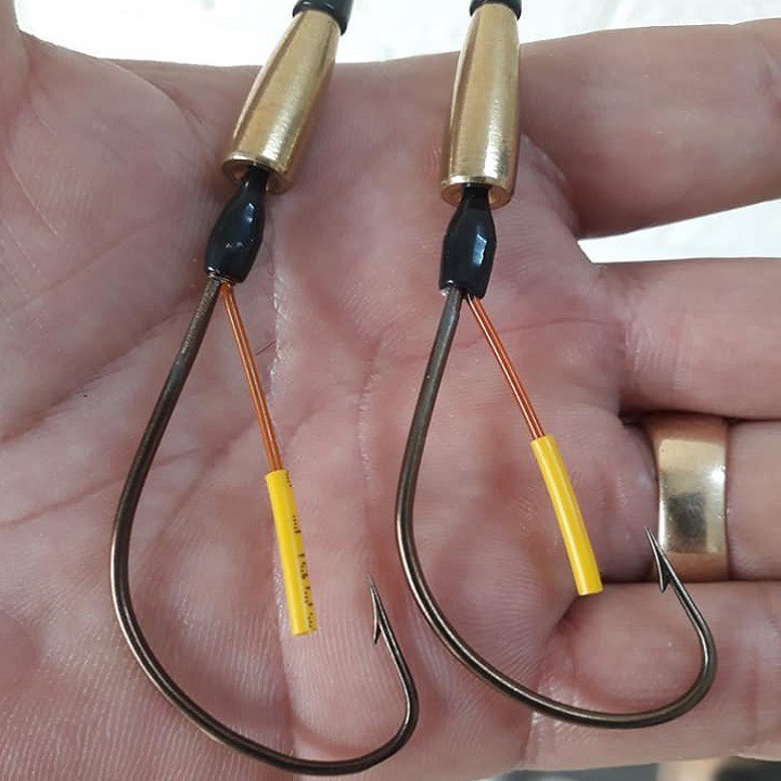 Lưỡi câu cá lóc nhái thật cực bén có chì đi kèm, lưỡi câu thép không gỉ giá tốt dùng để câu cấm cá lóc cá quả