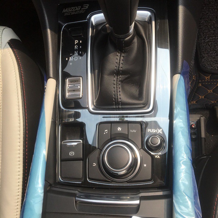 Ốp nội thất titan mazda 3 2017 - 2018-2019