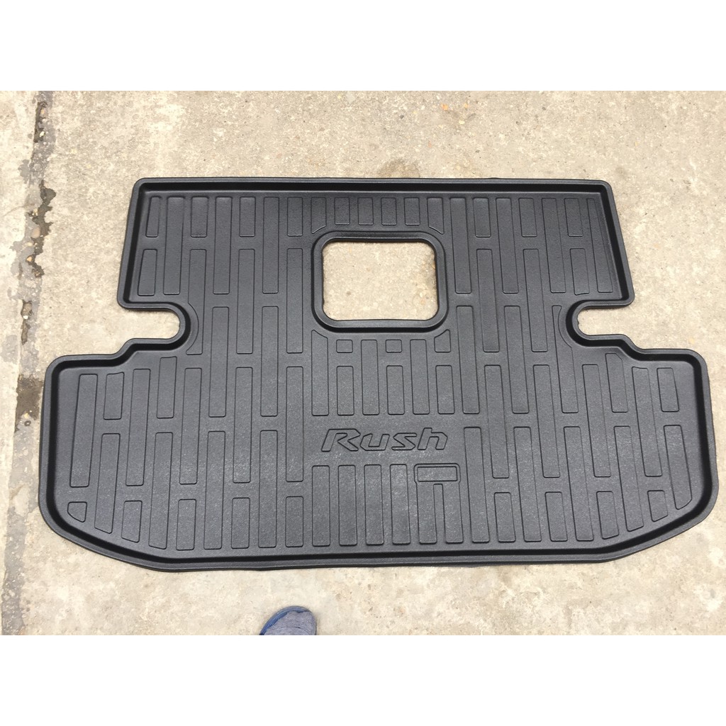 Lót cốp nhựa dẻo xe Toyota Rush 2018-2022 Ko Mùi đúc nguyên khối và định hình 4D theo đúng biên dạng với cốp xe