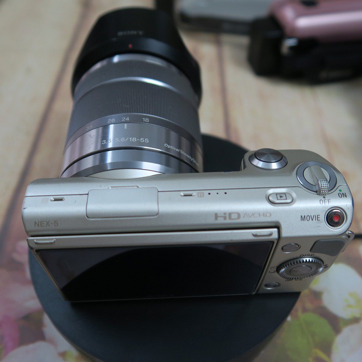 Sony Nex 5 kèm ống kính 18-55