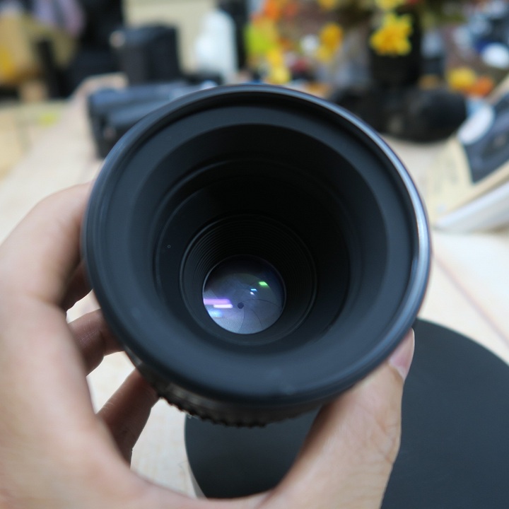 Ống kính Nikon D 60f2.8 Micro (ống kính chân dung và macro)