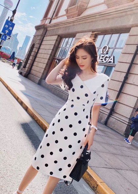[HCM]Đầm bi đen cổ trắng (kèm hình thật)