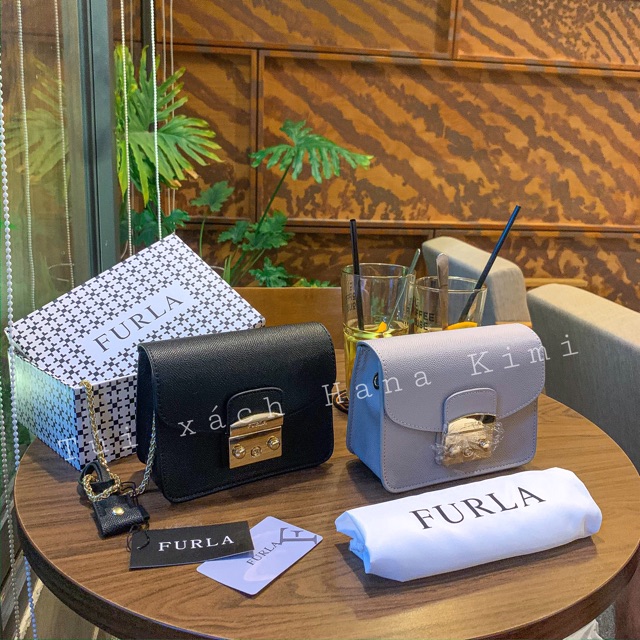 Túi đeo chéo dáng hộp size mini 18 Full Box