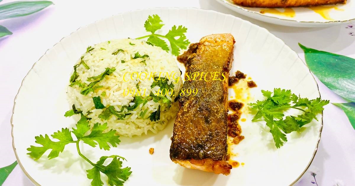 Lá Ngò Rí ( Cilantro Leaves ) lá gia vị sấy khô