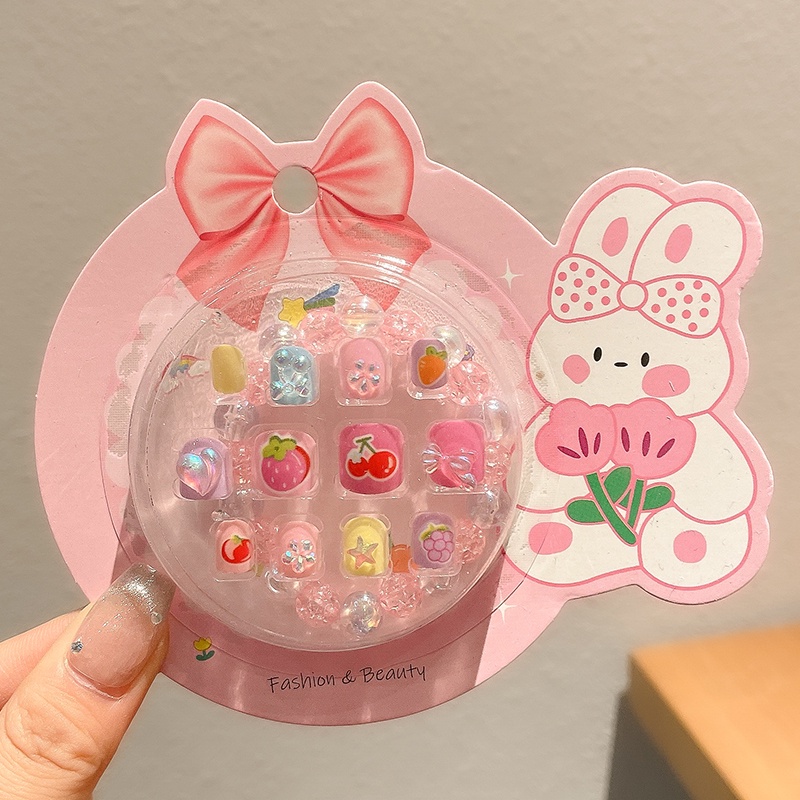 Miếng dán móng tay hình cô bé hoạt hình dễ thương Móng tay không độc hại và không mùi.